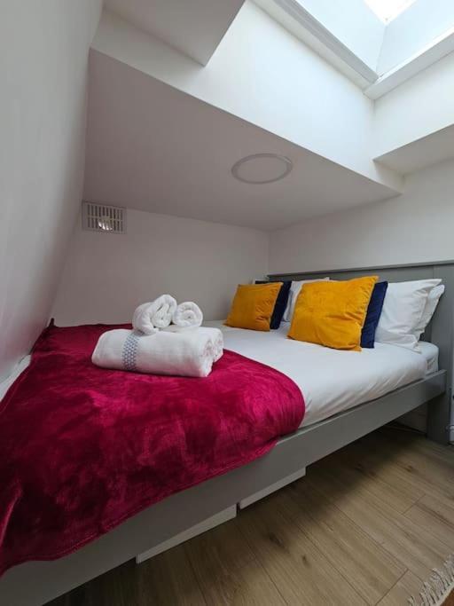 Appartamento West Kensington Bright Flat Londra Esterno foto
